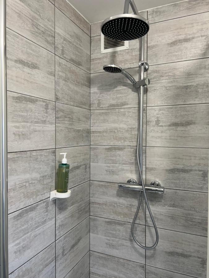 L'Auberge De La Gare, Appartements Tout Confort, Proches Gare Yzeure Esterno foto
