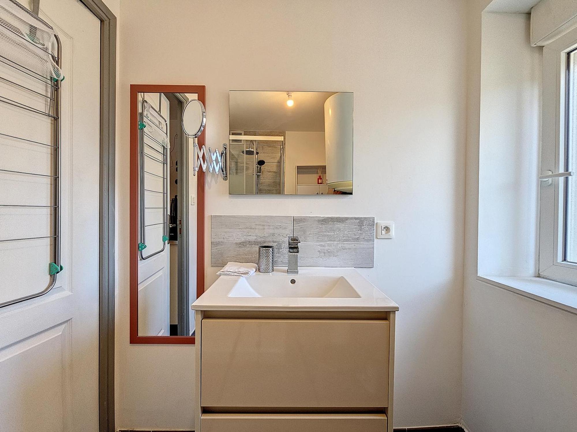 L'Auberge De La Gare, Appartements Tout Confort, Proches Gare Yzeure Esterno foto